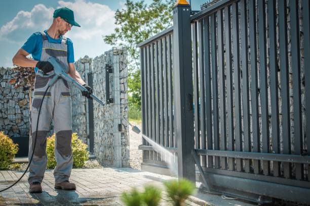 Best Fence Cleaning  in Mont Belvieu, TX